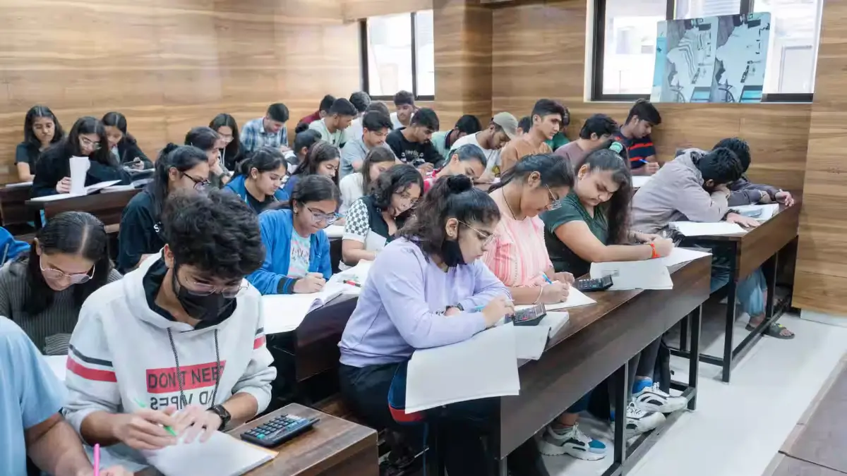 Which Online Coaching Providers Offer The Best RBI Grade B Preparation and Why?